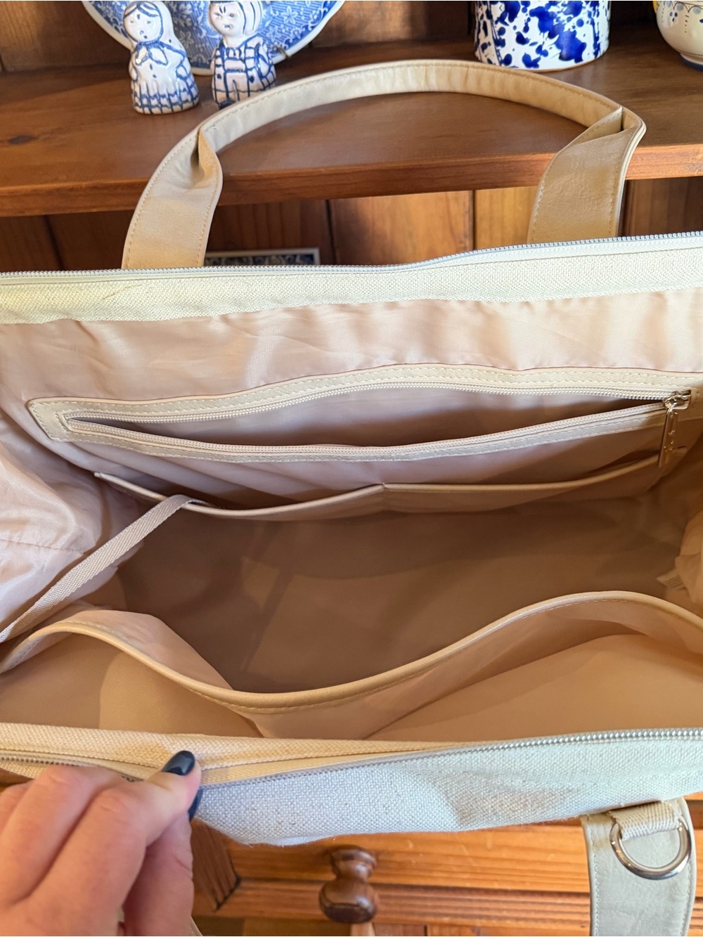 Beis The Weekender Canvas Tote in Beige - Picture 5 of 8